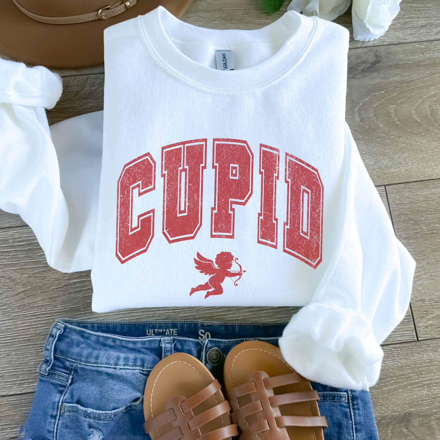 Fade Vintage Cupid Sweatshirt Bow and Arrow Cherub Crewneck Valentines Day Pullover for Women